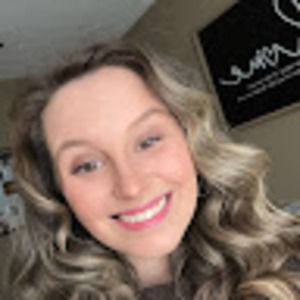 Meet your Posher, Leighanna